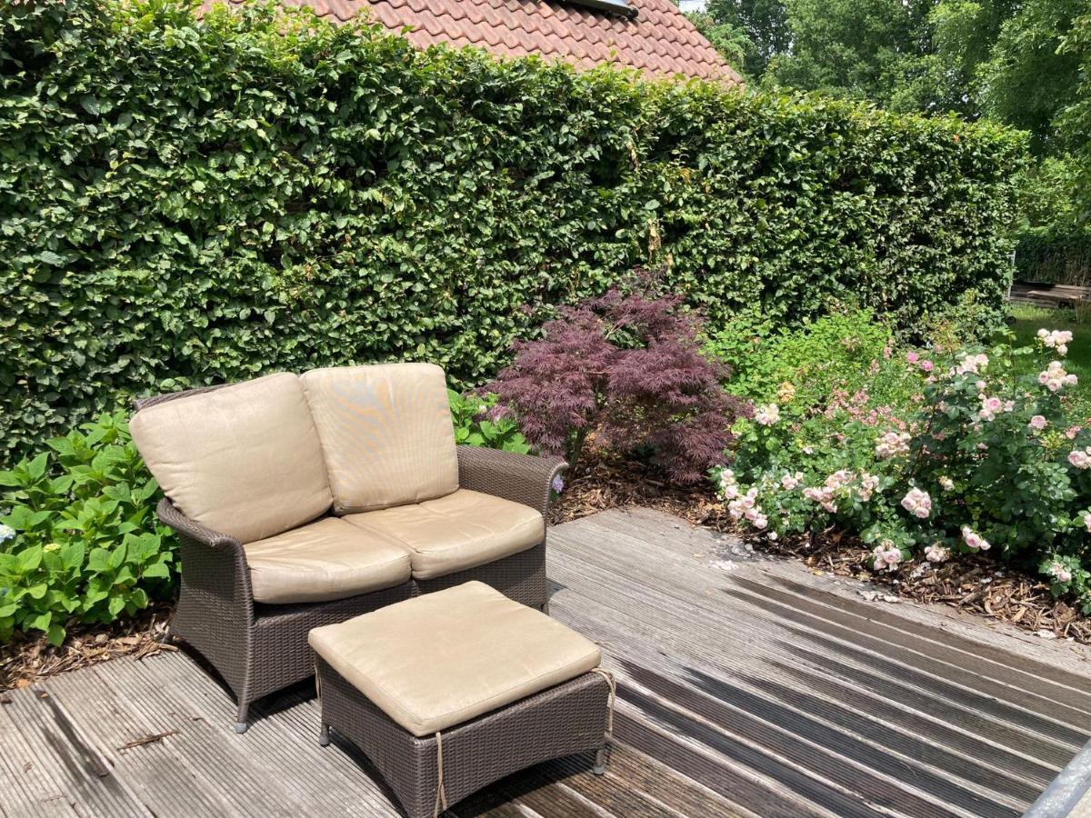 Rustig Appartement In Het Groen Met Terras Kontich Kültér fotó